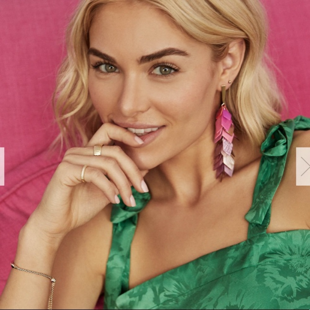 Kendra Scott “Jennifer” earrings